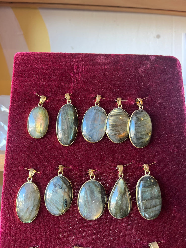 Labradorite Pendant