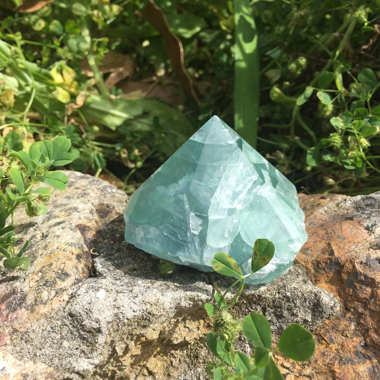 Fluorite Cut Base Point 2