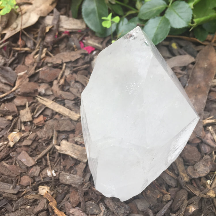 Clear Quartz Cut Base Point Medium 3