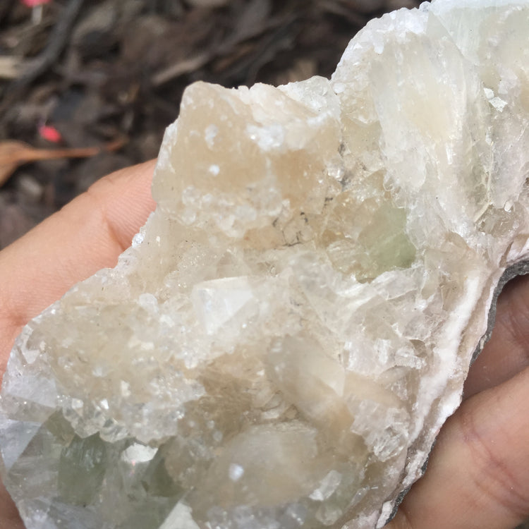 Apophyllite & Chalcedony Cluster Zeolite Medium 2