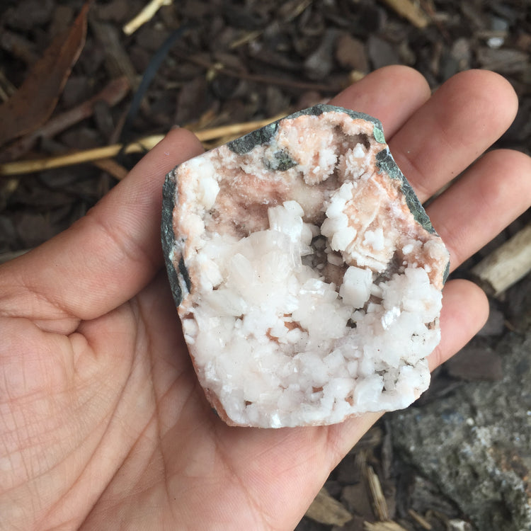 Chalcedony & Stilbite Geode Medium