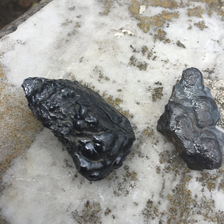 Hematite rough (Natural)