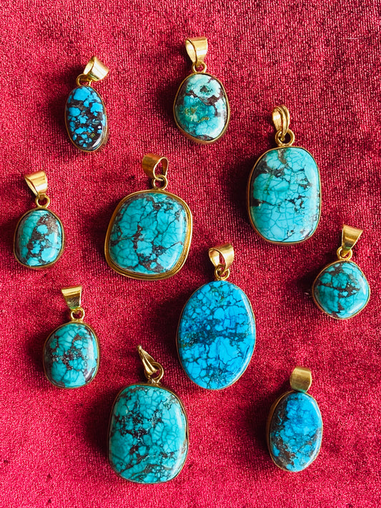 Turquoise Pendant in Bronze