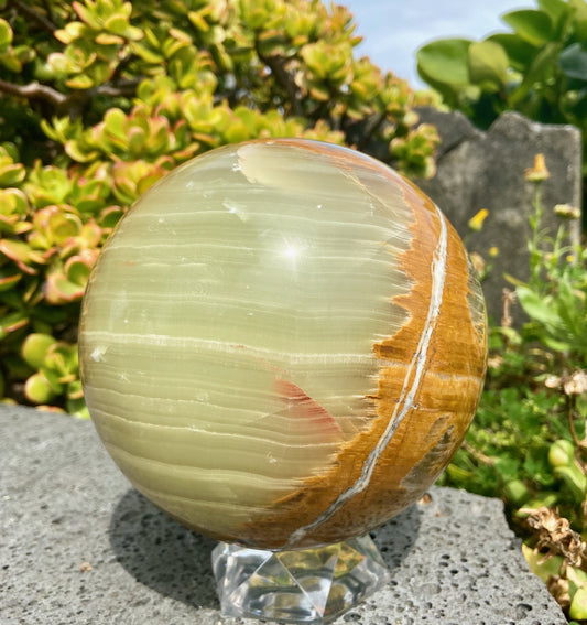 Banded Onyx Sphere Medium +