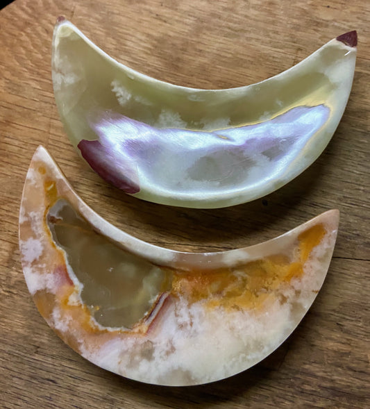 Banded Onyx Half Moon Bowl