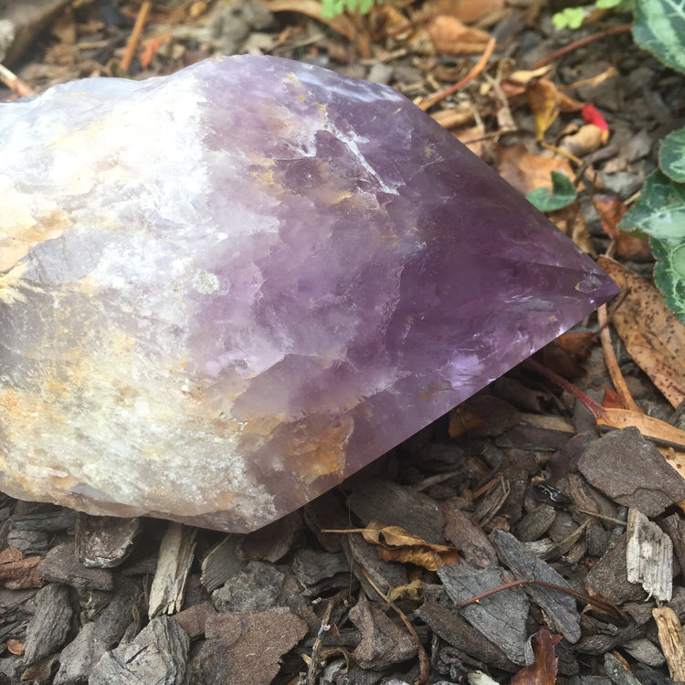 Large Amethyst Point