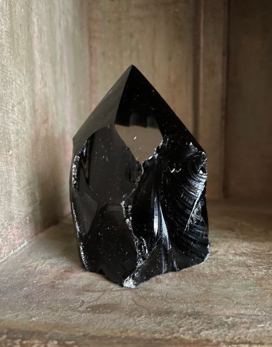 Black Obsidian Cut Base Point